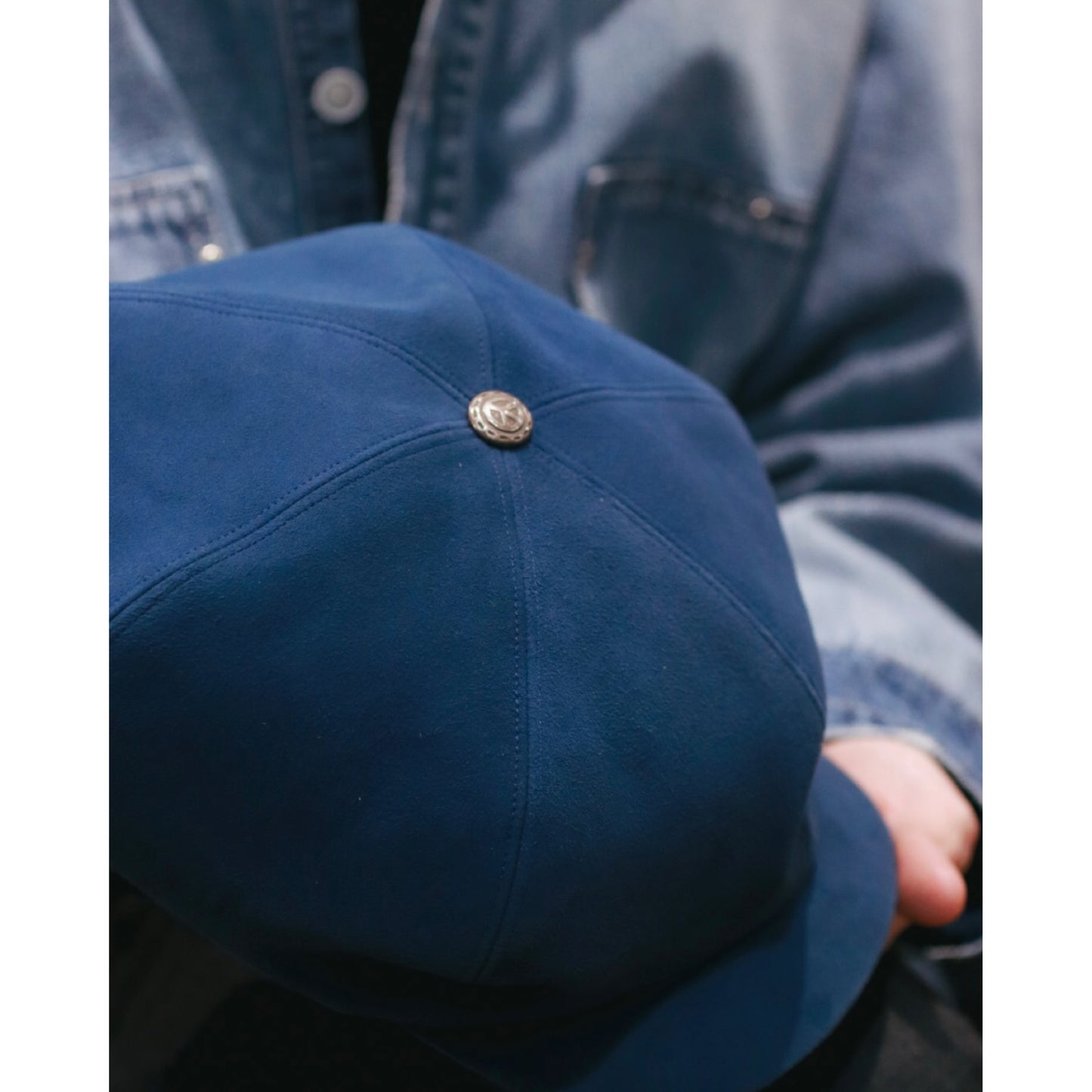 LEATHER SUEDE CASQUETTE W/SILVER BUTTON (ENTREFINO)