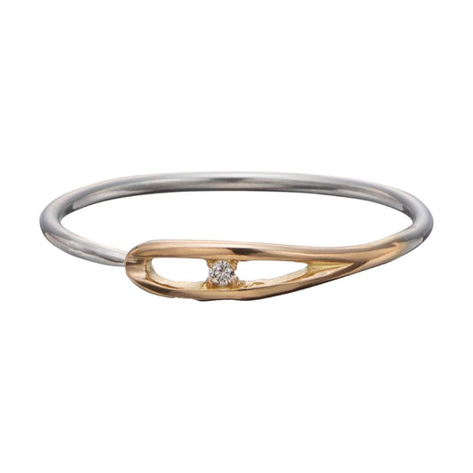 NEEDLE RING W / DIAMOND