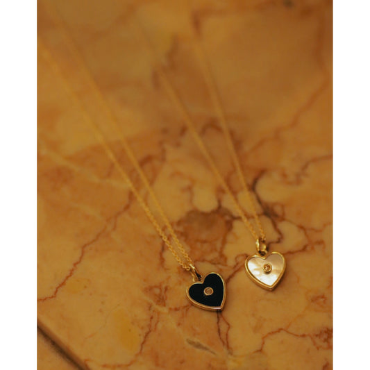 "KYOTO EXCLUSIVE" GOLD HEART DIAMOND WHITE SHELL NECKLACE
