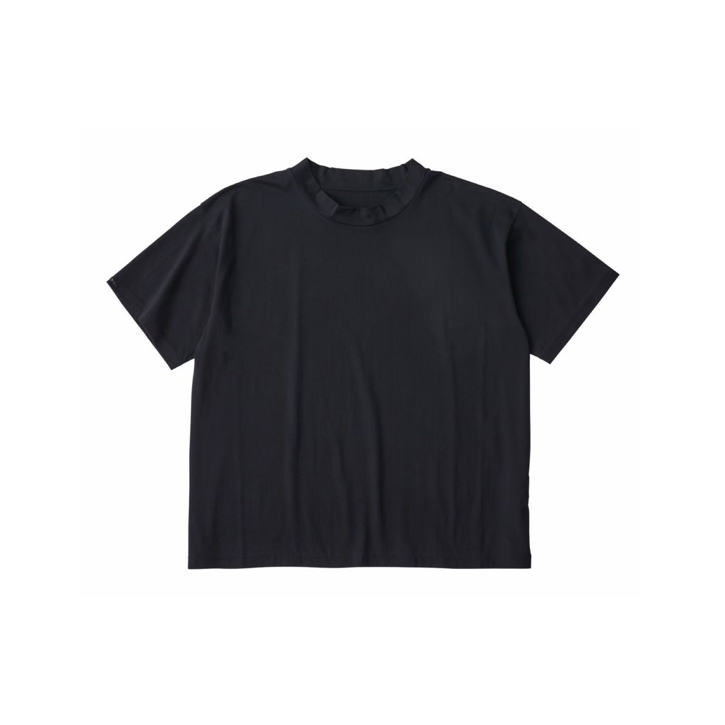 HIGH NECK T-SHIRT