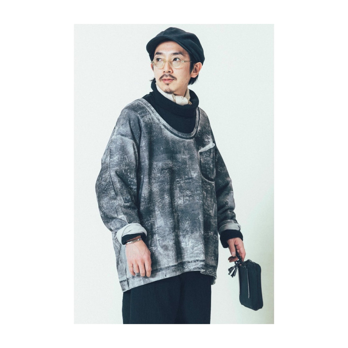 ♥HANDWORK PAINTED U NECK LONG SLEEVE SHIRT